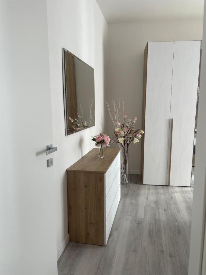 Residenza Il Melograno Fiera Apartment Verona Bagian luar foto