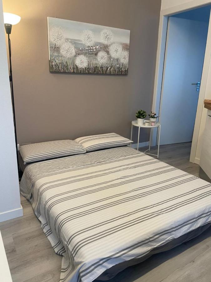 Residenza Il Melograno Fiera Apartment Verona Bagian luar foto